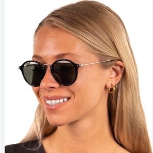 Ray-Ban Sunglasses Black w/Green Lenses New w/o Tags